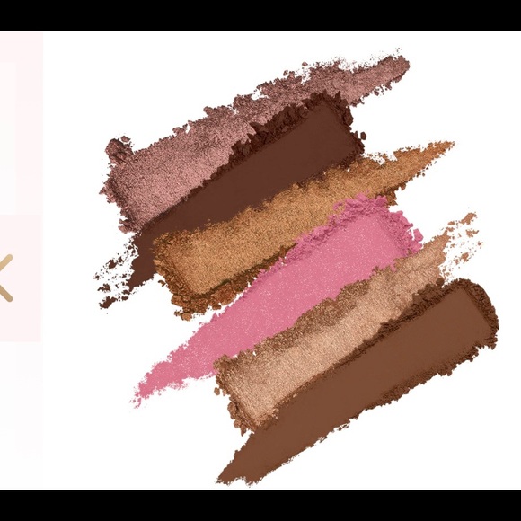 Too Faced Christmas 🎄 In The City Limited Edition Makeup 💄 Collection.NIB.FIRM - Picture 14 of 16